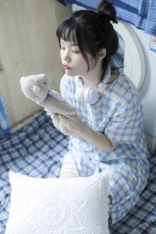 女人自慰跳蛋套套润滑液三合一装